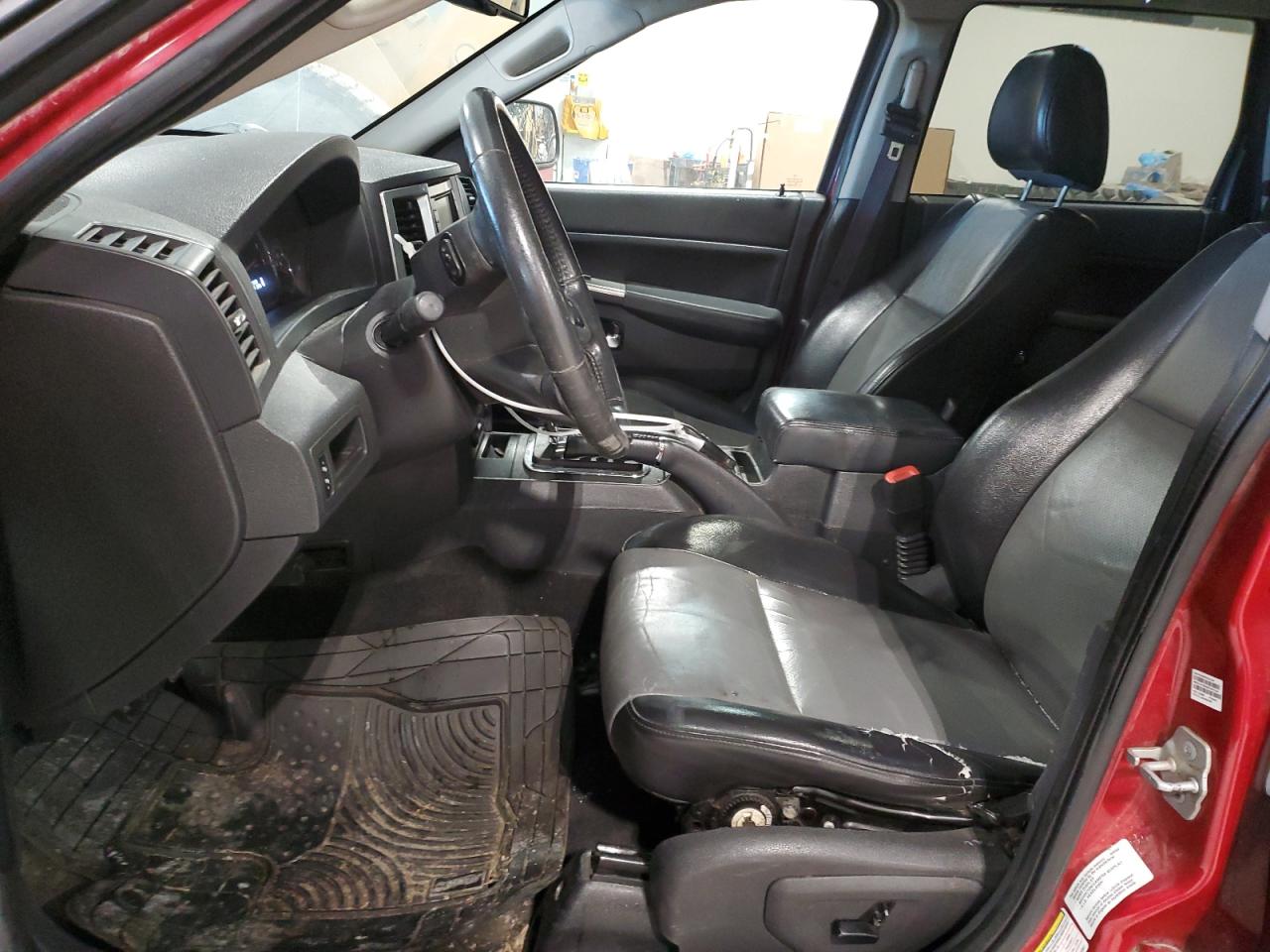 2010 Jeep Grand Cherokee - Image 7
