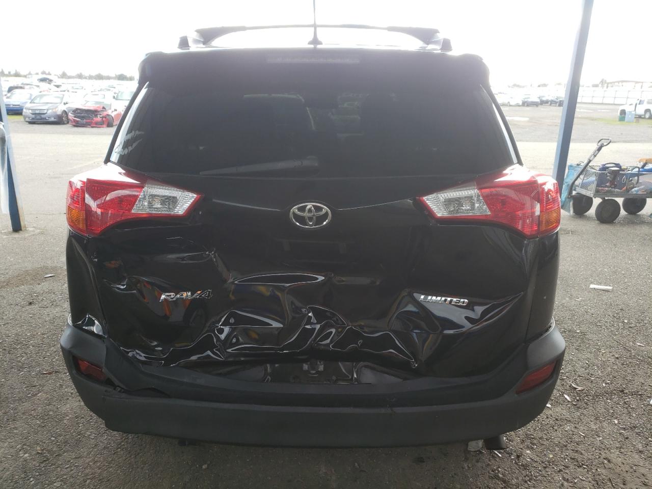 2015 Toyota RAV 4 - Image 6