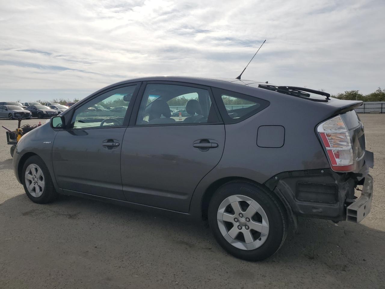 2009 Toyota Prius - Image 2