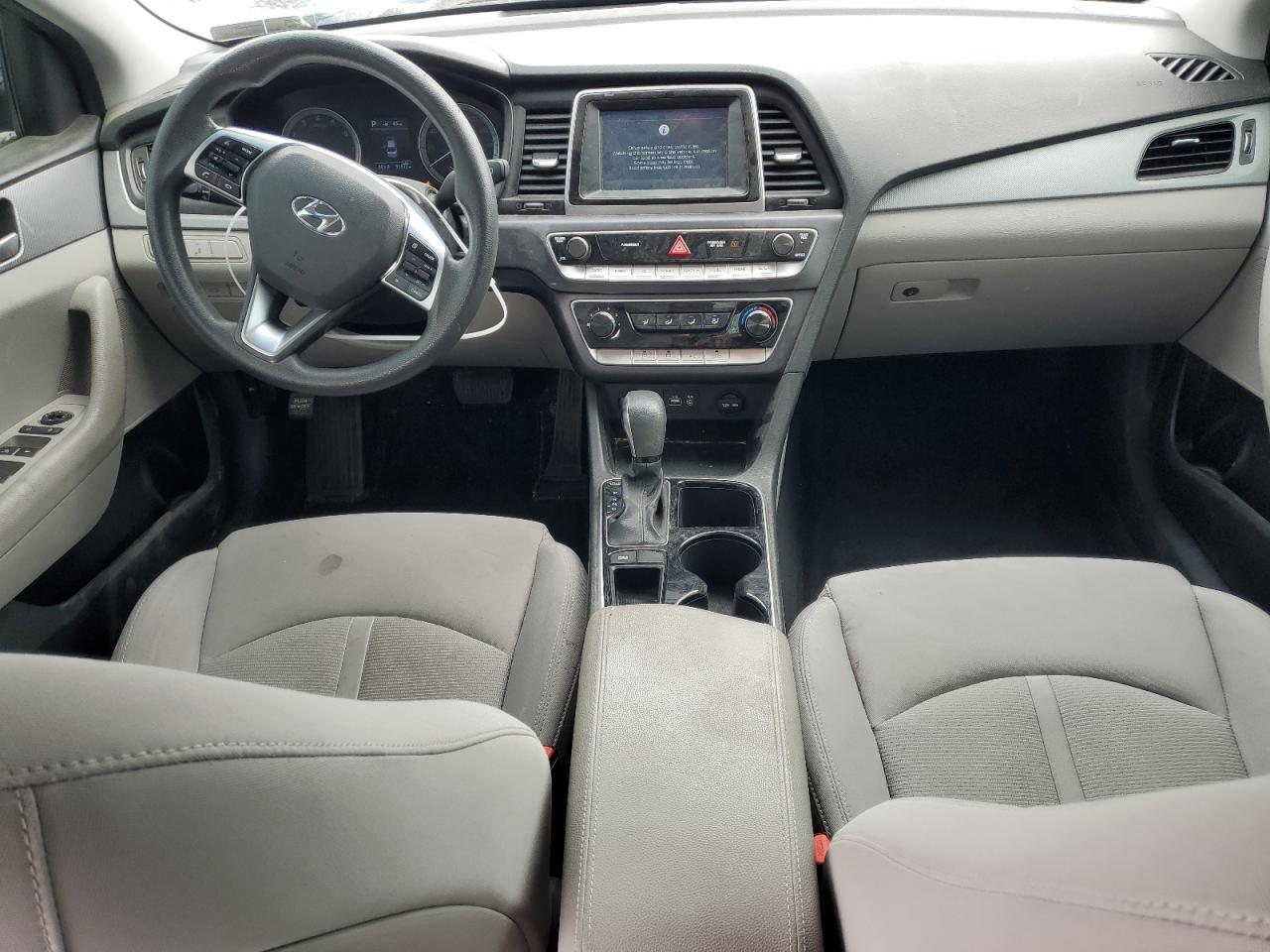 2018 Hyundai Sonata - Image 8