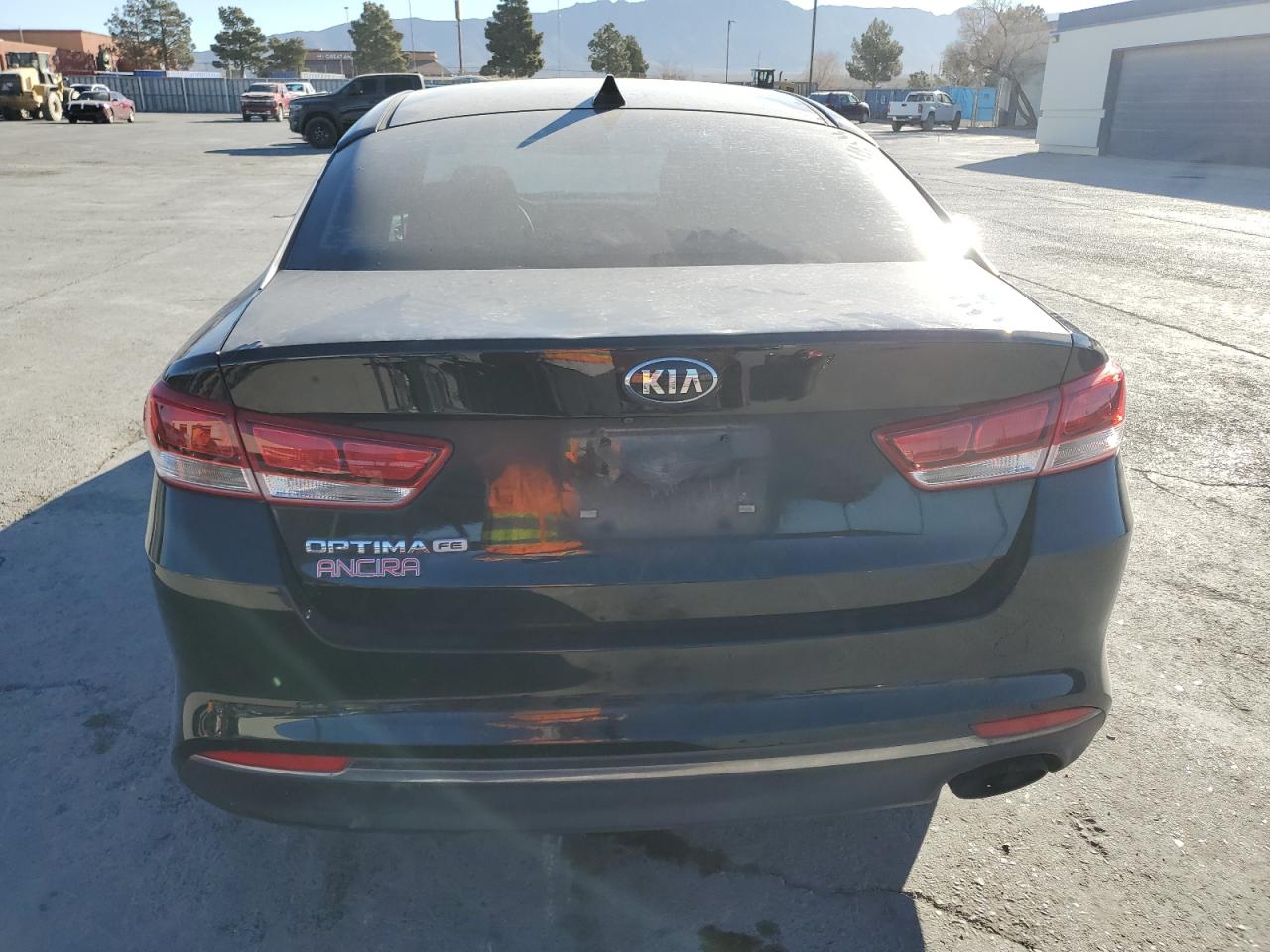 2017 Kia Optima - Image 6