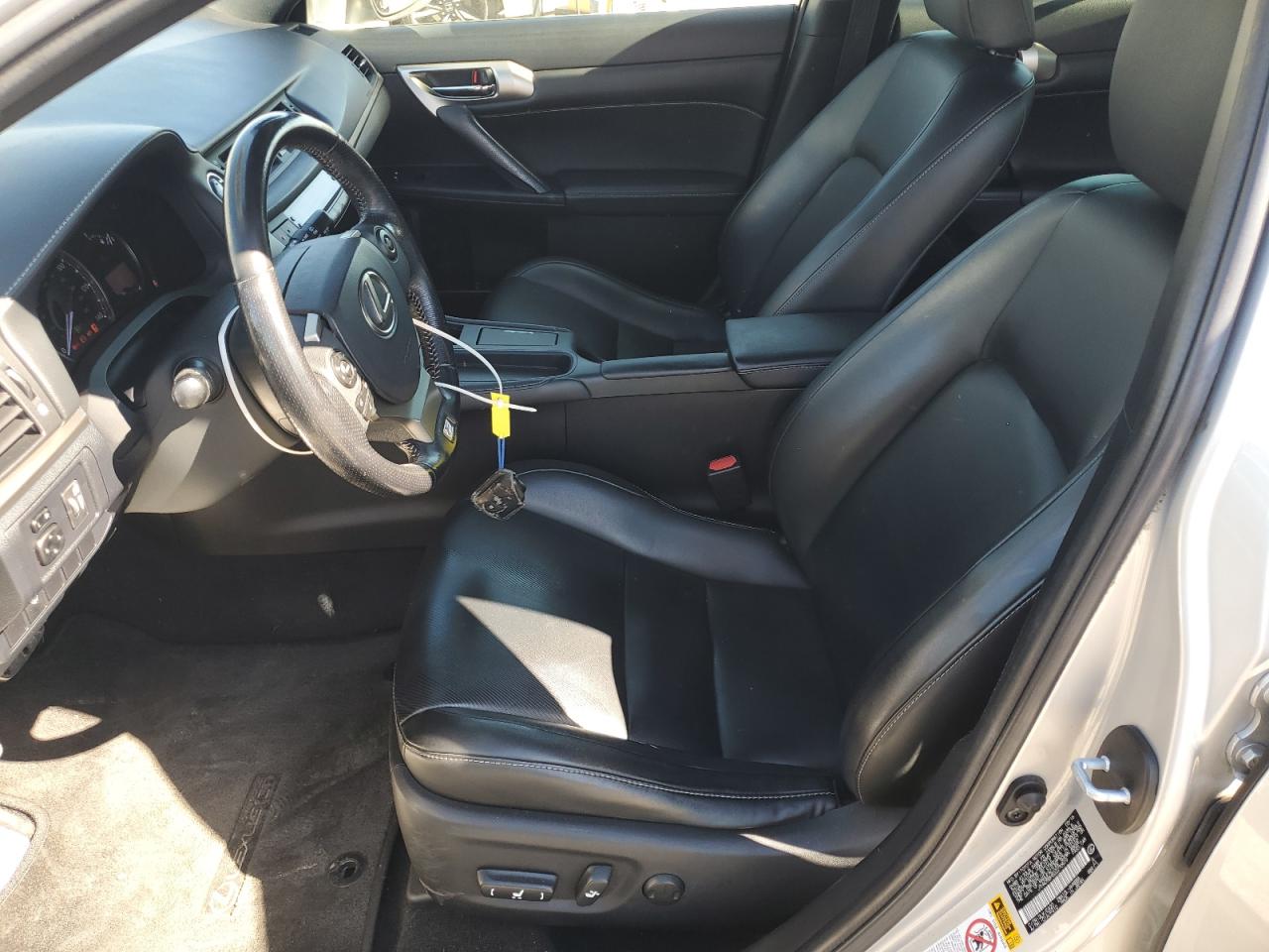 2016 Lexus CT - Image 7