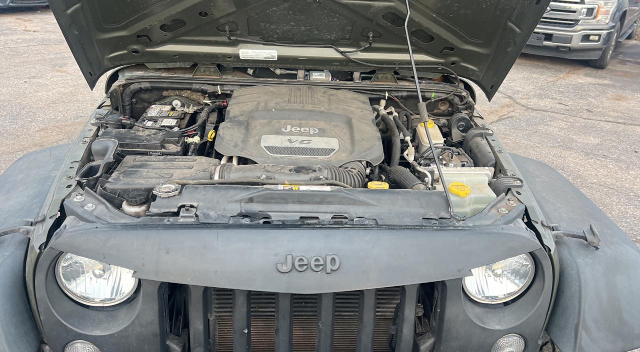 2015 Jeep Wrangler - Image 7