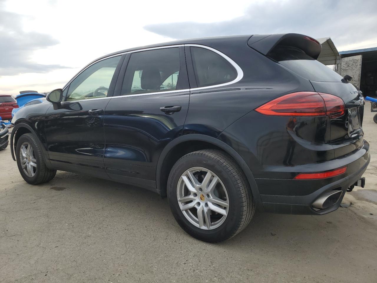 2016 Porsche Cayenne - Image 2