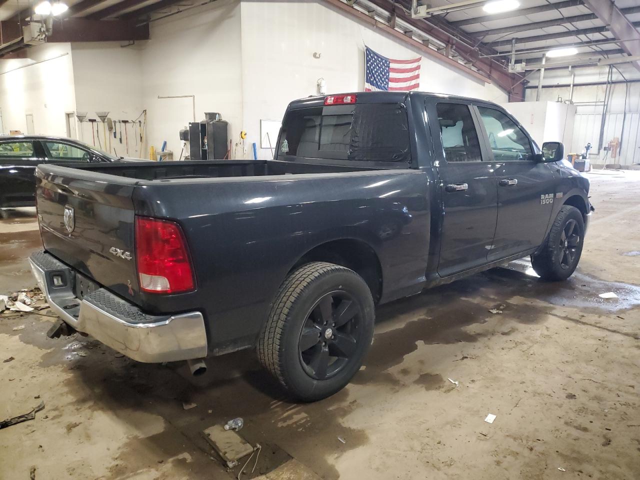 2015 RAM 1500 - Image 3