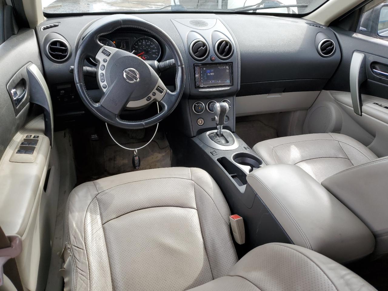 2011 Nissan Rogue - Image 8