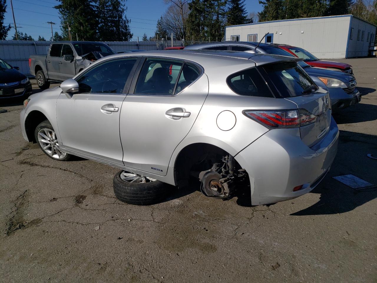 2012 Lexus CT - Image 2