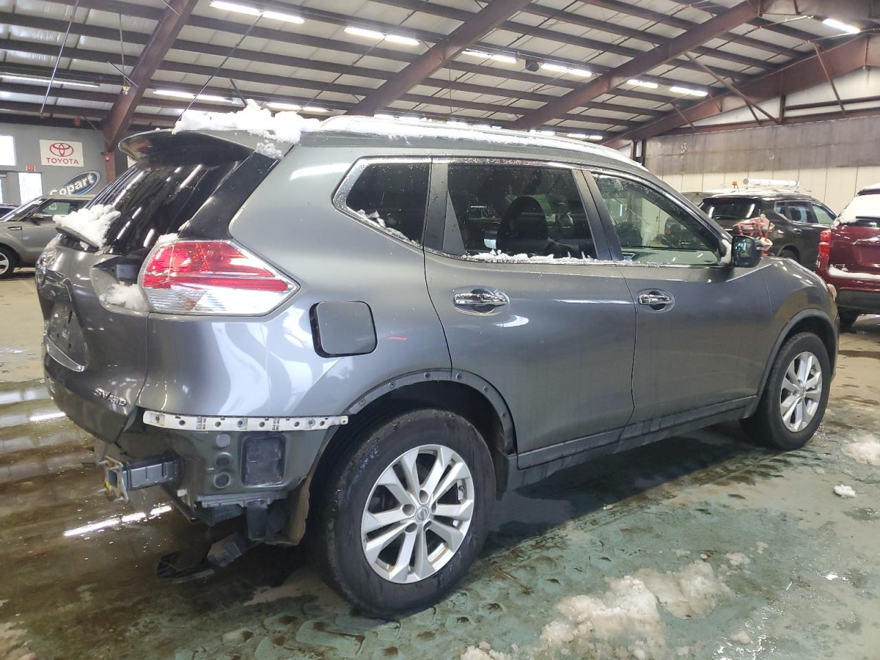 2015 Nissan Rogue - Image 3
