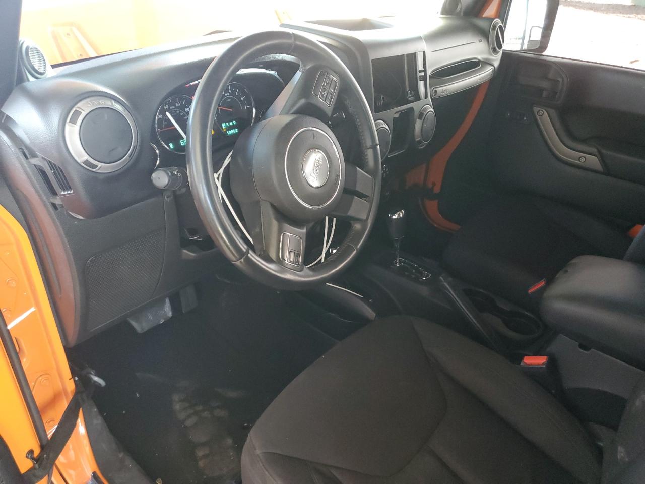 2013 Jeep Wrangler - Image 8