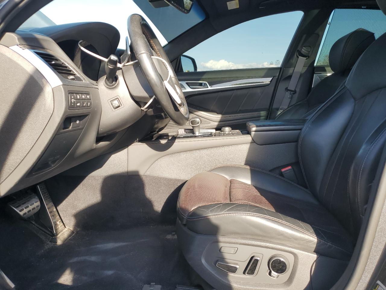 2018 Genesis G80 - Image 7