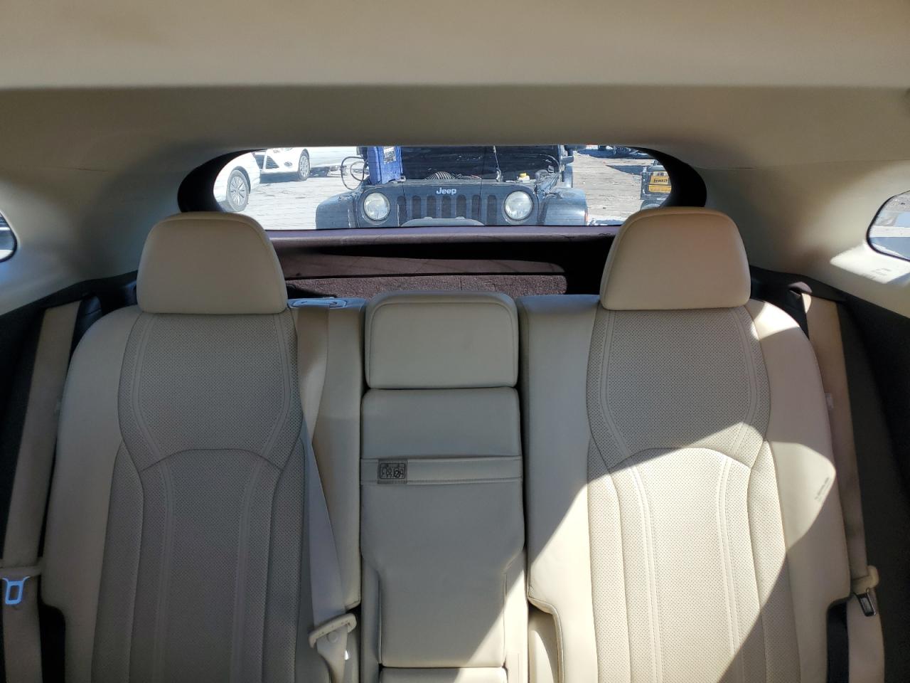 2017 Lexus RX - Image 10
