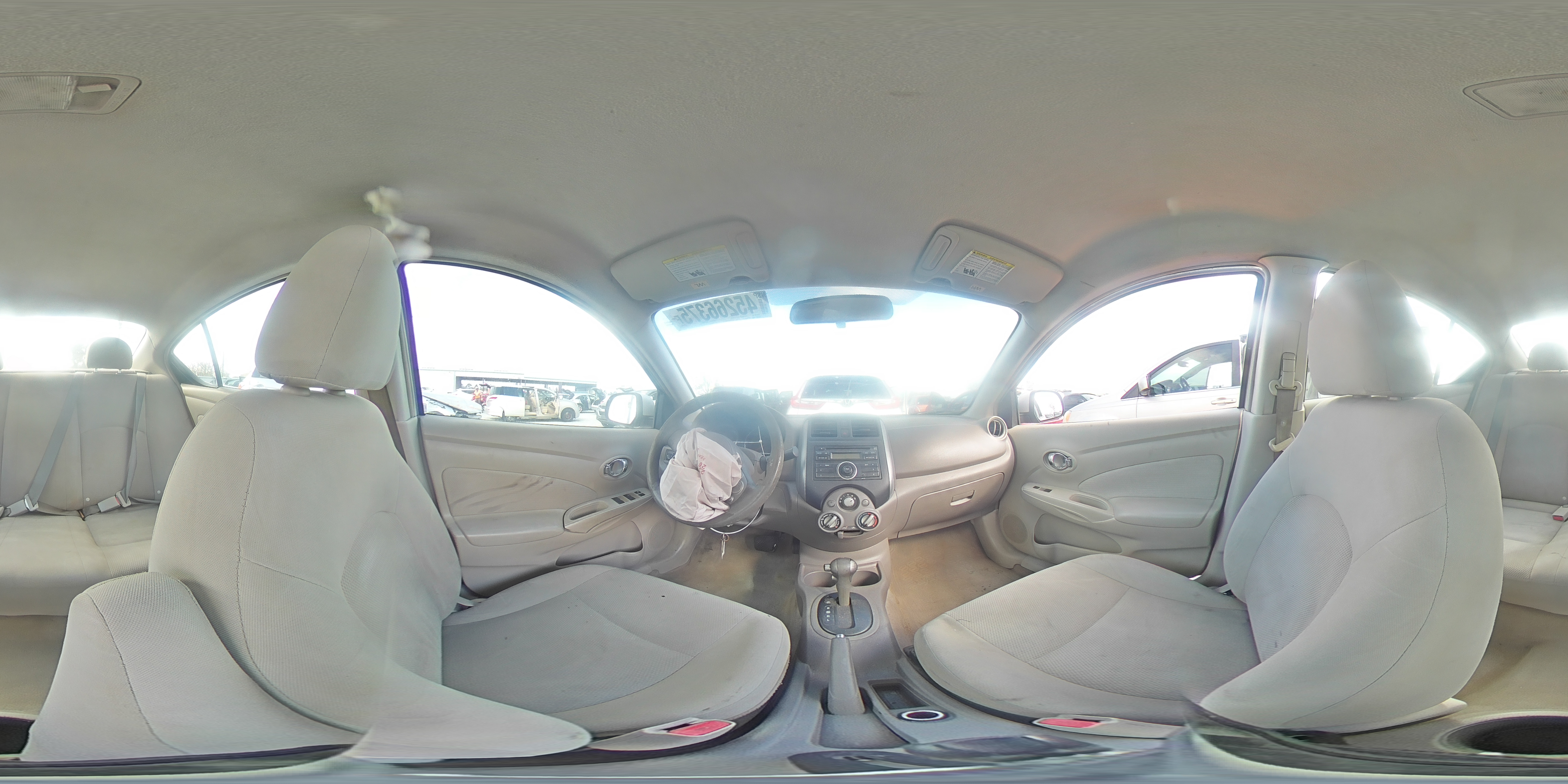 2013 Nissan Versa - Image 12