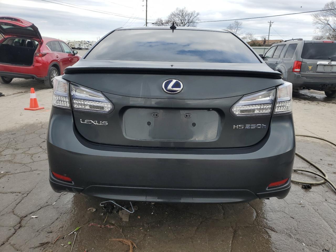 2010 Lexus HS - Image 6