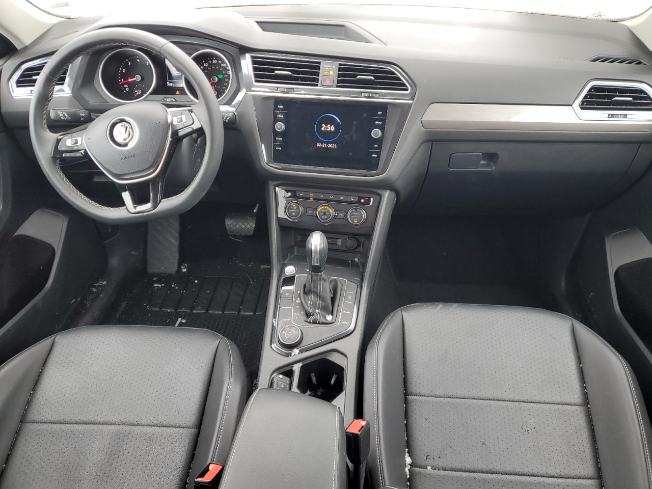 2021 Volkswagen Tiguan - Image 8