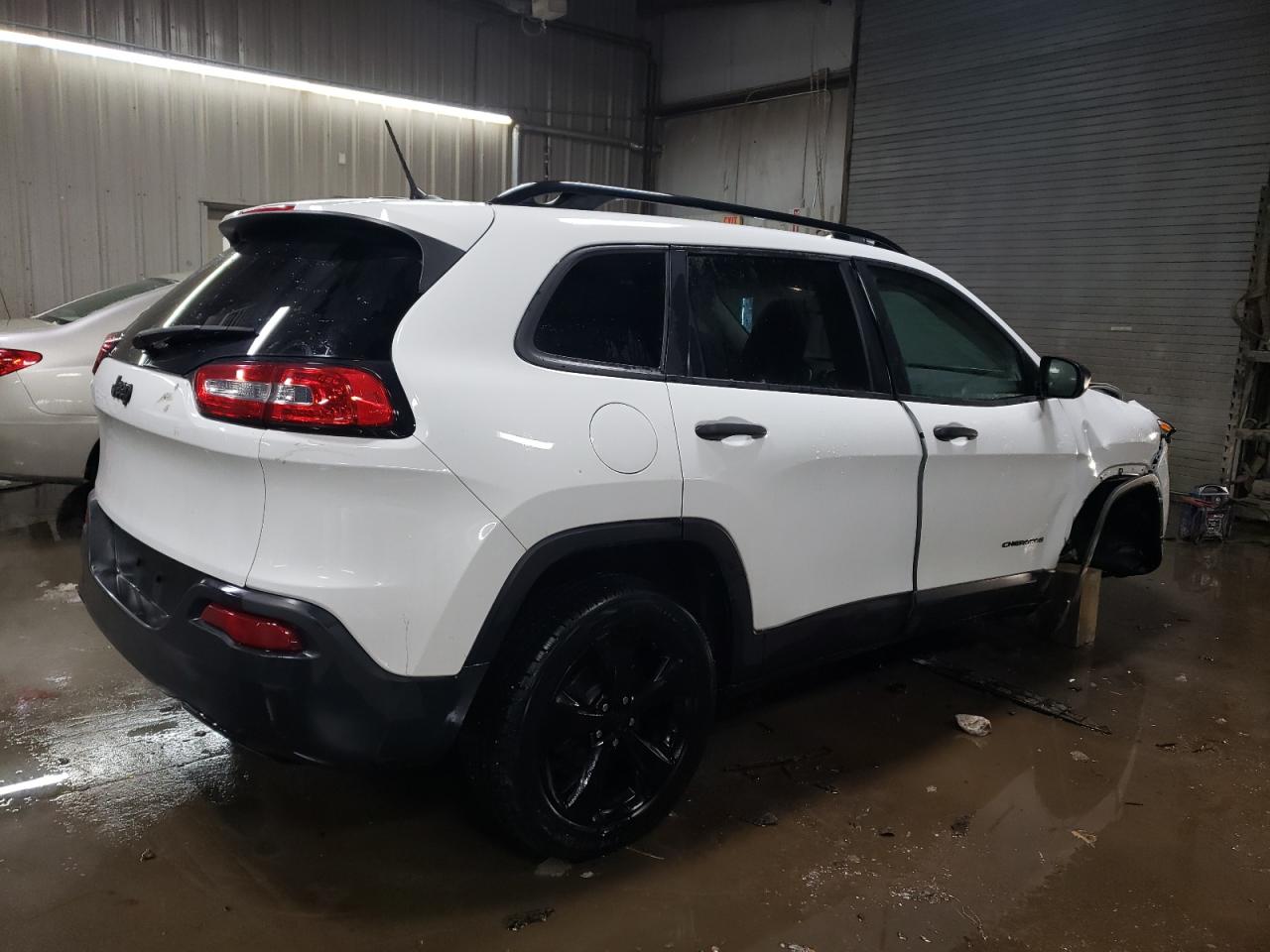 2017 Jeep Grand Cherokee - Image 3