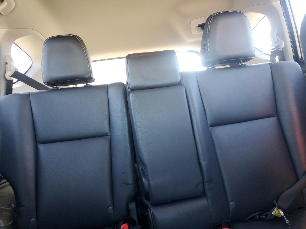 2014 Toyota RAV 4 - Image 10