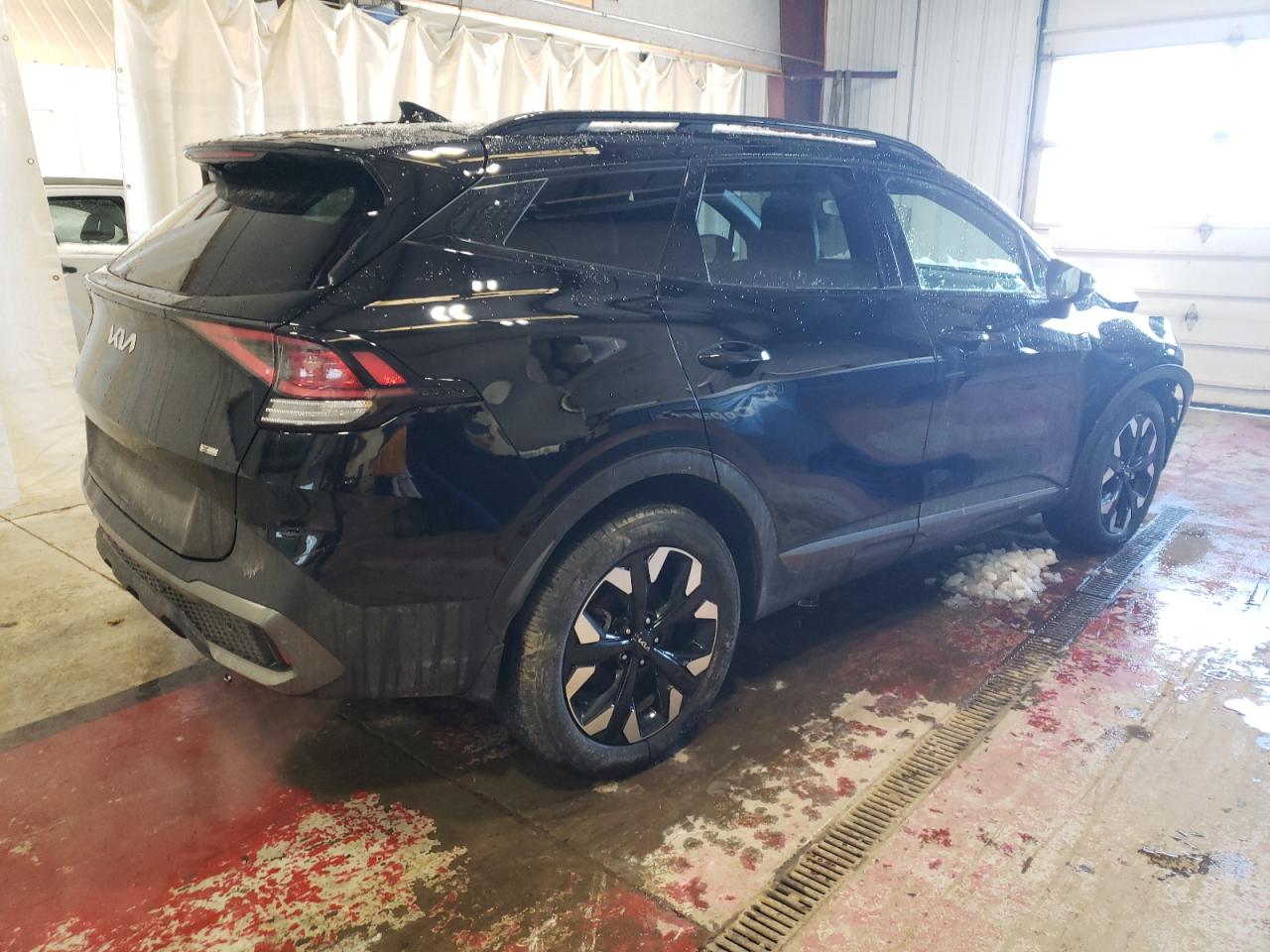2023 Kia Sportage - Image 3