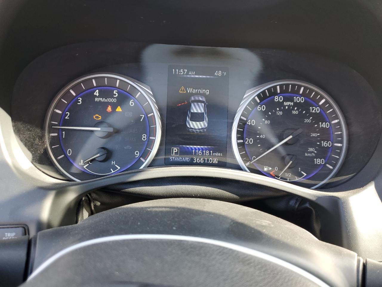 2018 Infiniti Q60 - Image 9