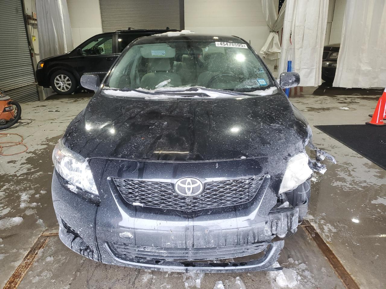 2010 Toyota Corolla - Image 5