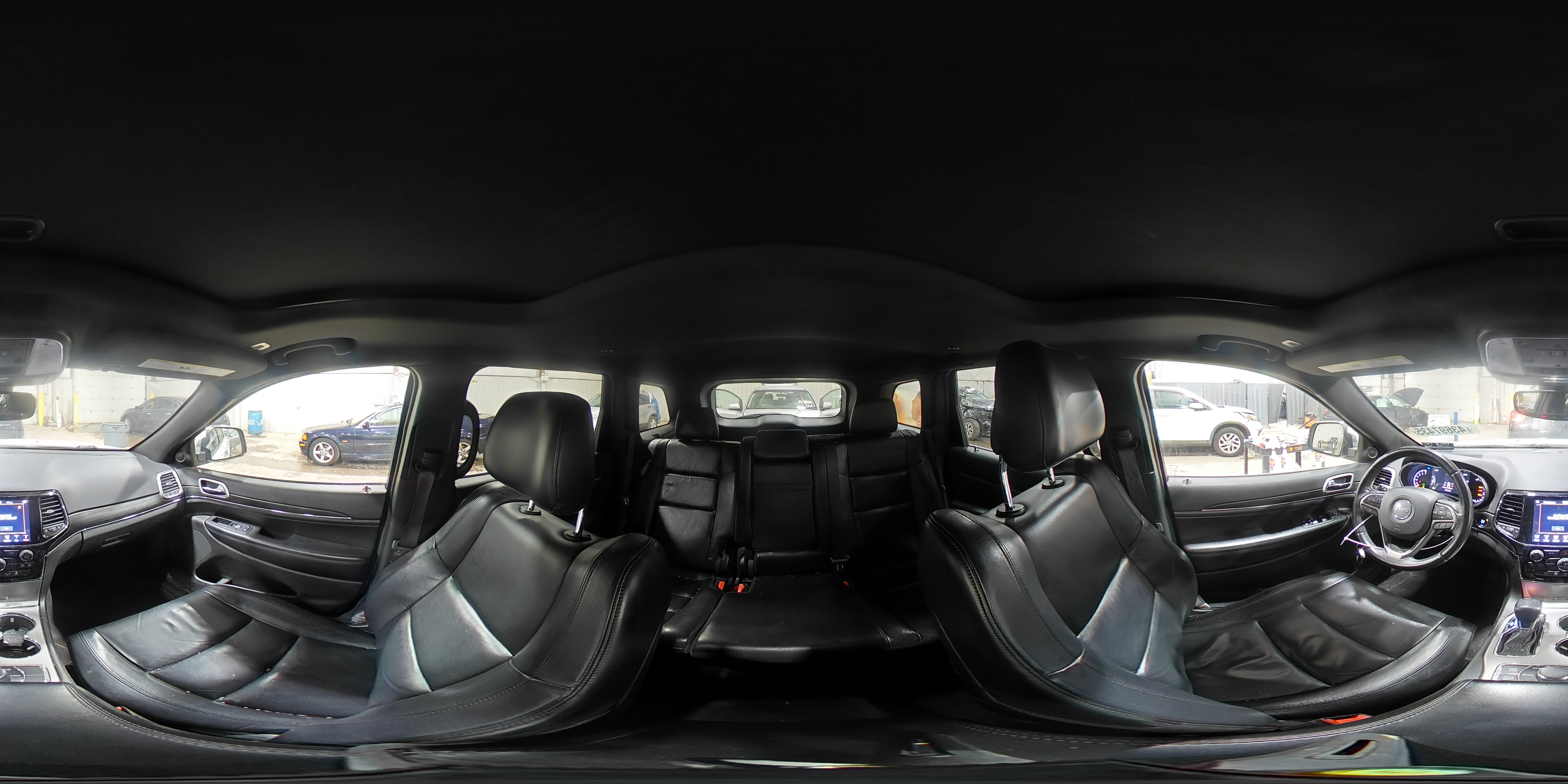 2019 Jeep Grand Cherokee - Image 15