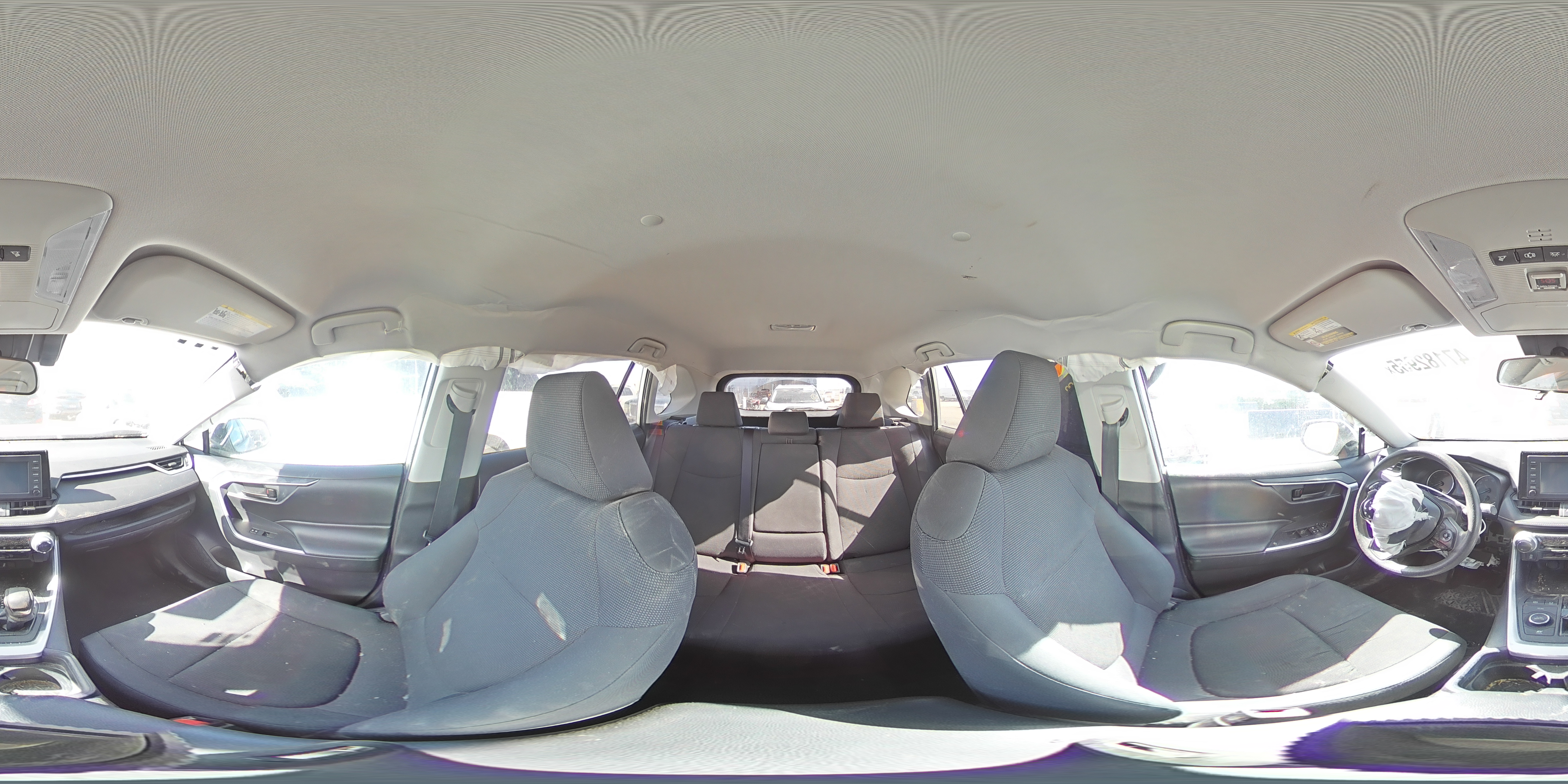 2019 Toyota RAV 4 - Image 14