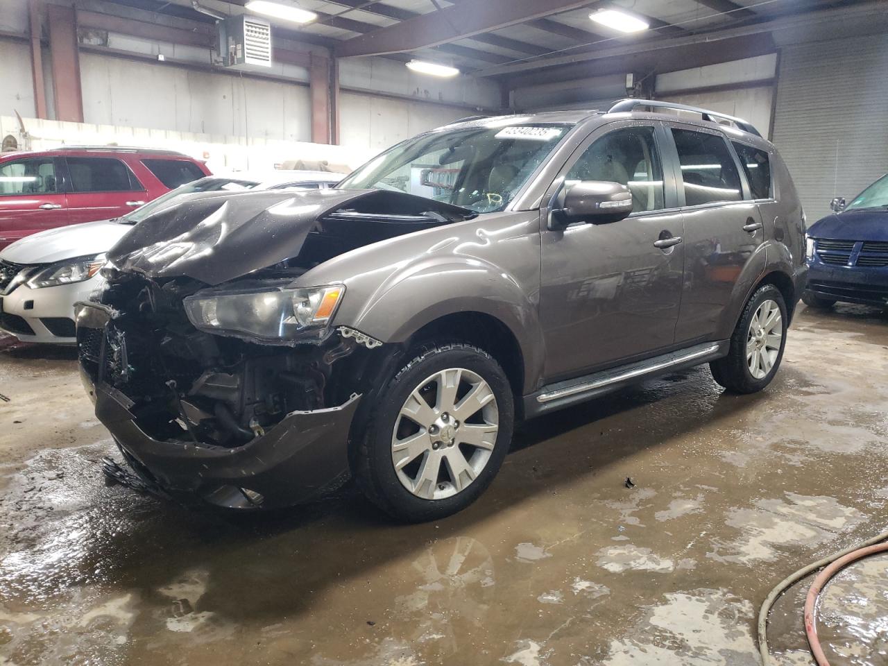2010 Mitsubishi Outlander - Image 1