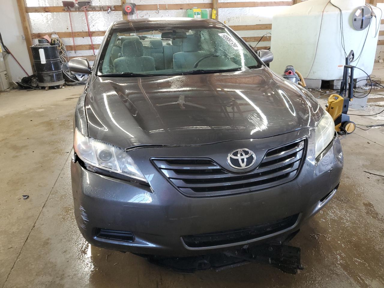 2009 Toyota Camry - Image 5