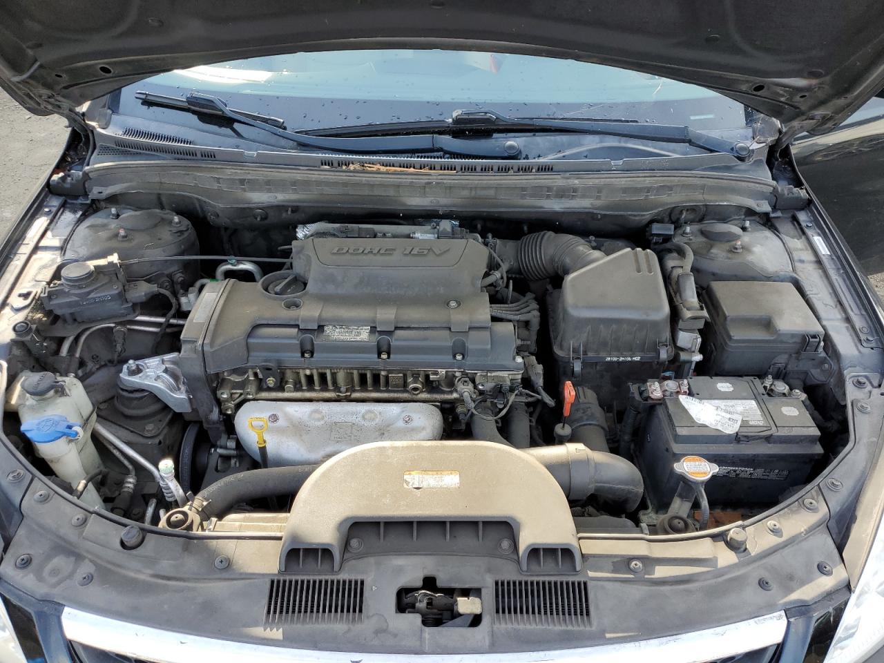 2012 Hyundai Elantra - Image 12