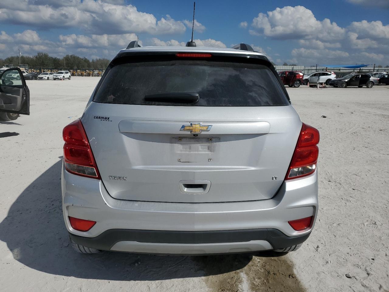 2017 Chevrolet Trax - Image 6