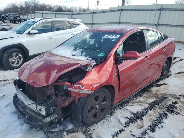  TOYOTA PRIUS 2018 Красный
