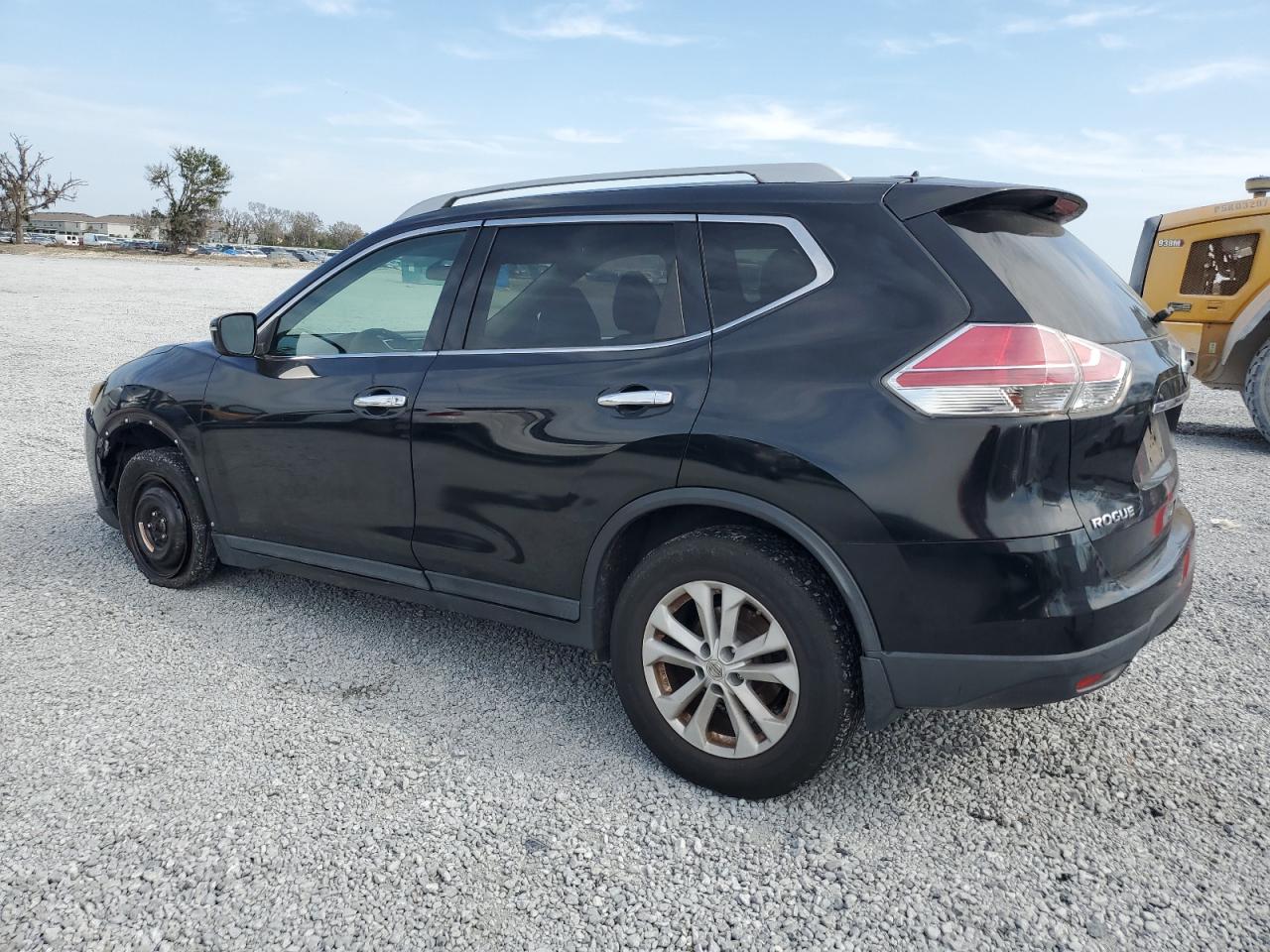 2014 Nissan Rogue - Image 2