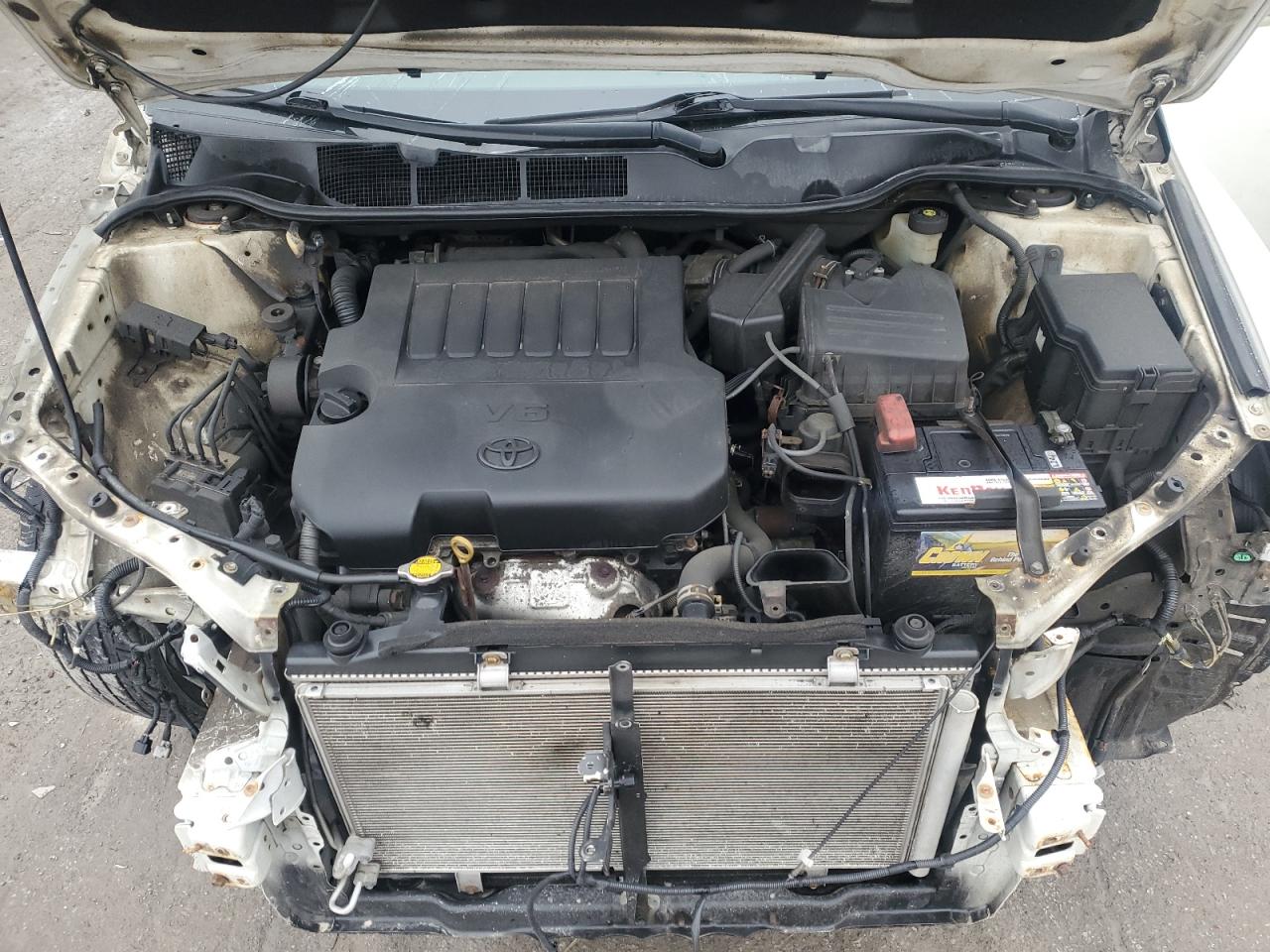2013 Toyota Venza - Image 12