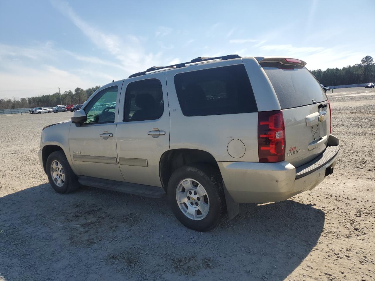 2013 Chevrolet Tahoe - Image 2
