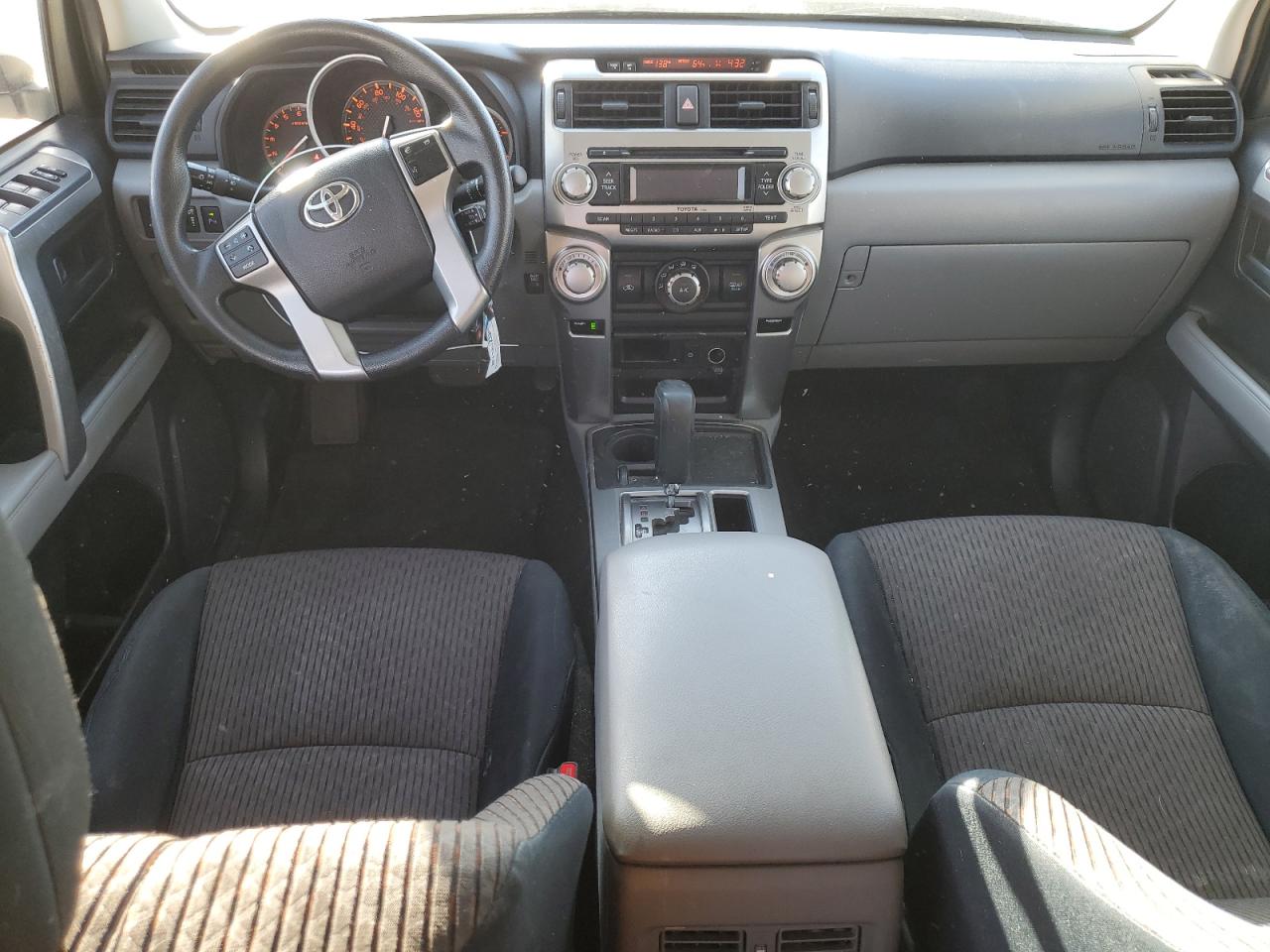 2010 Toyota 4Runner - Image 8