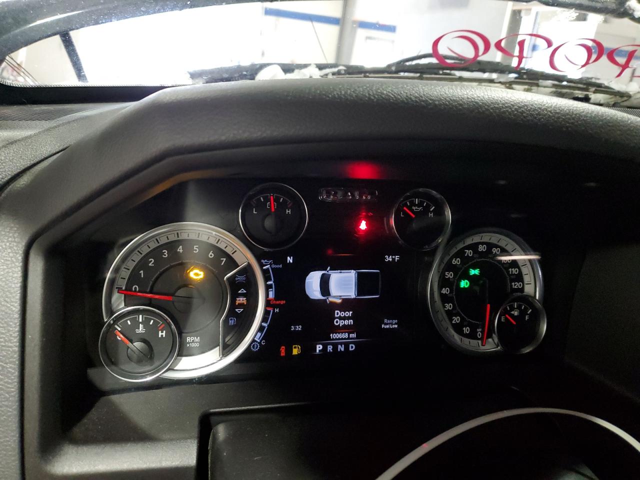 2017 RAM 1500 - Image 9