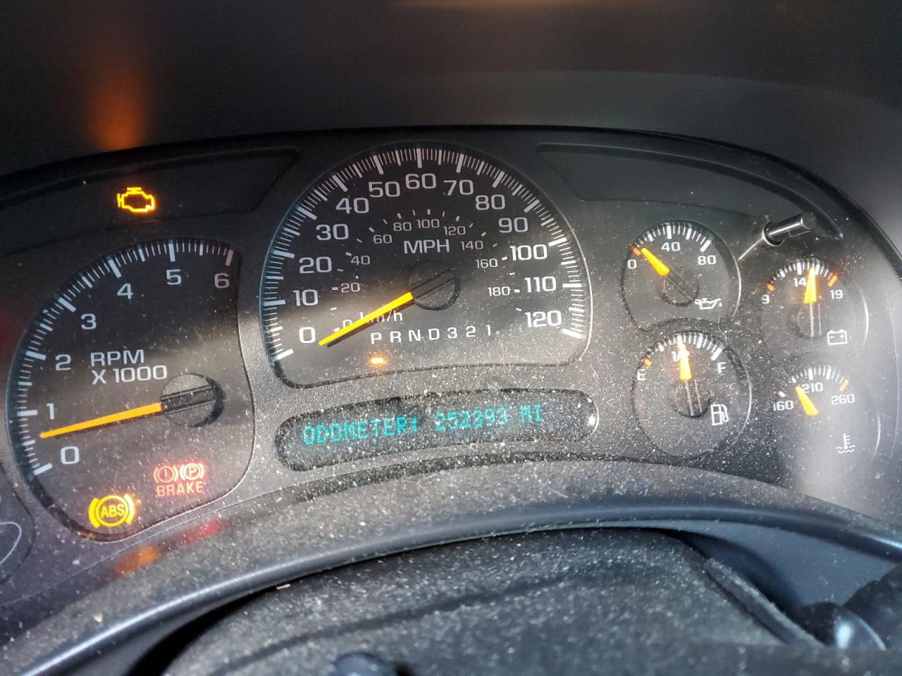 2006 Chevrolet Silverado - Image 9