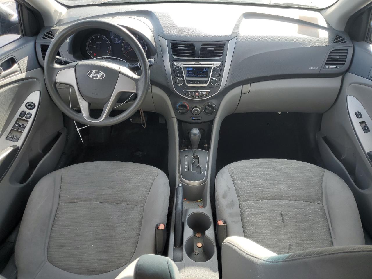 2015 Hyundai Accent - Image 8