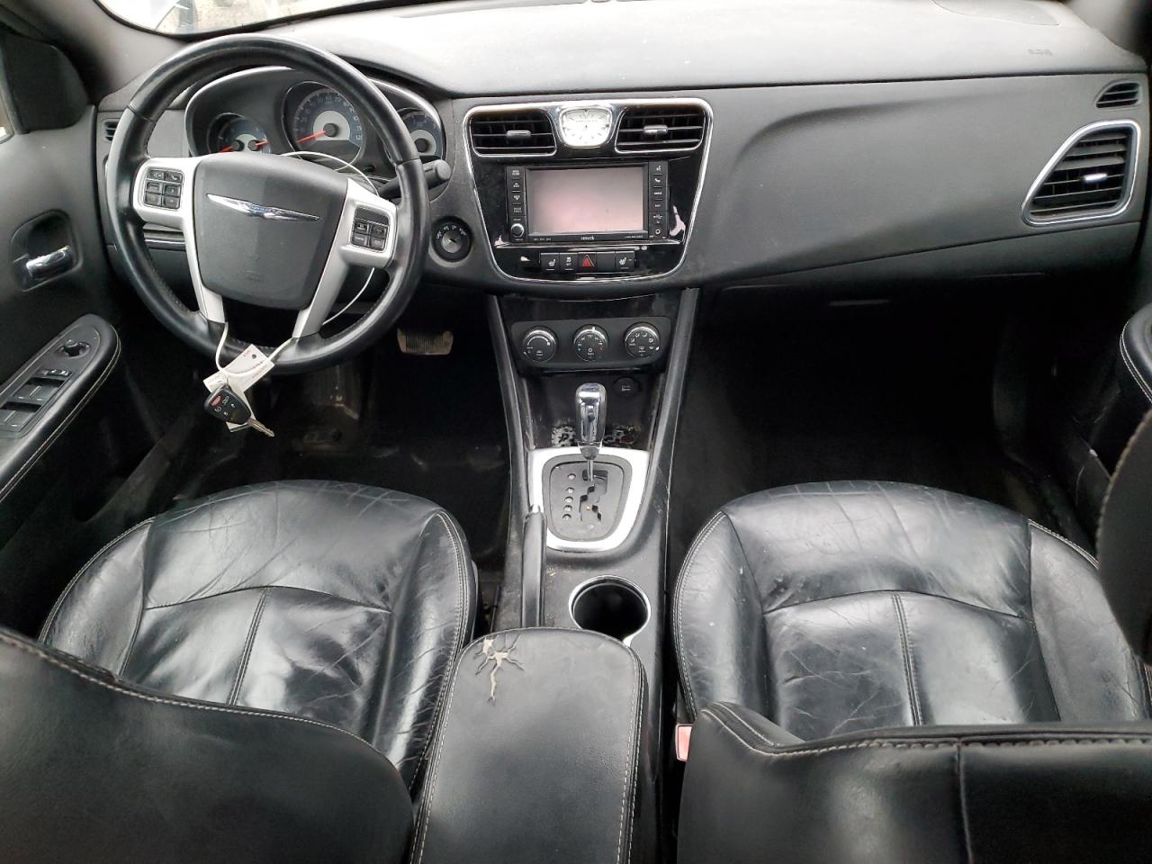 2012 Chrysler 200 - Image 8