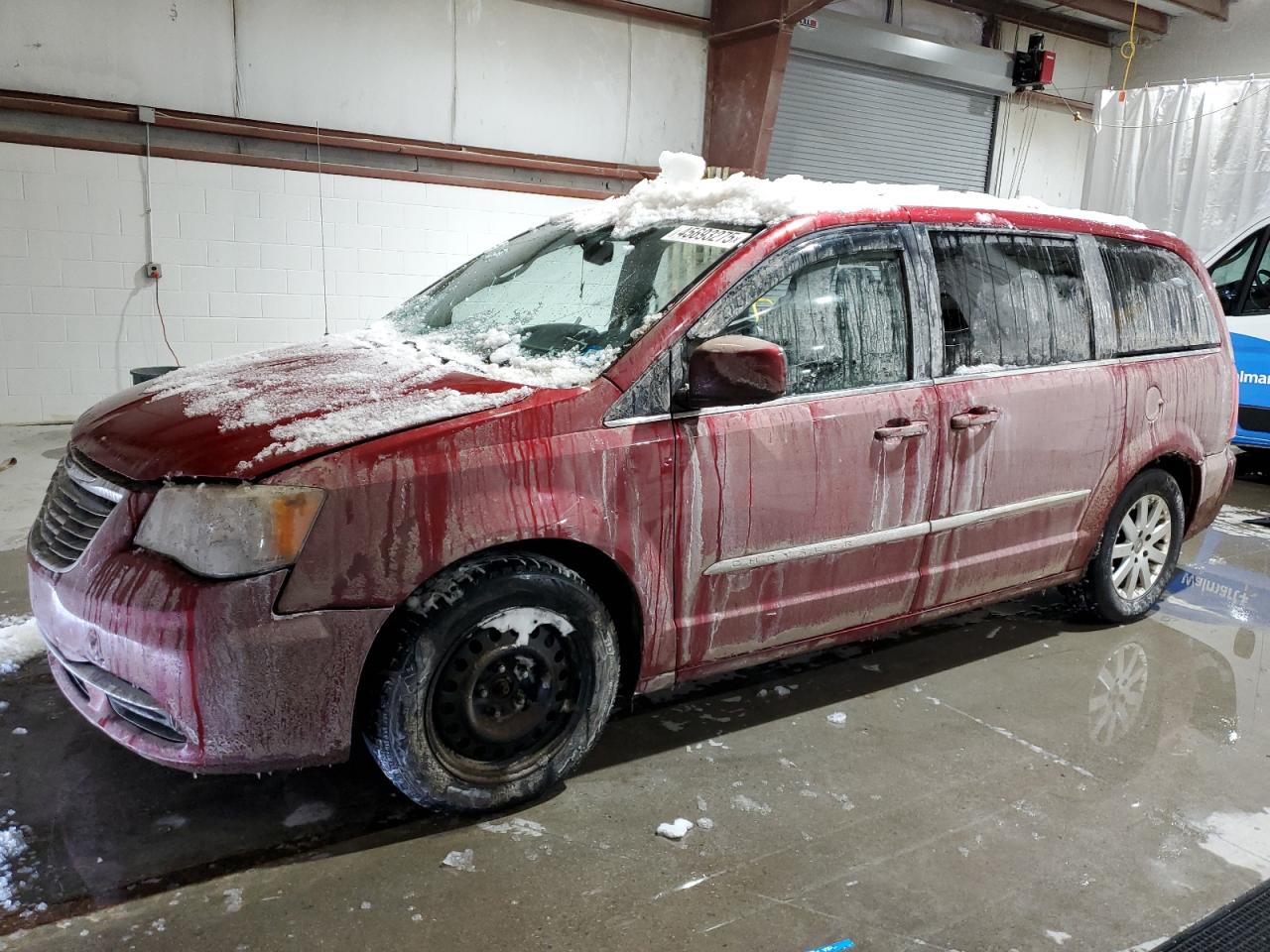 2014 Chrysler Town & Country - Image 1