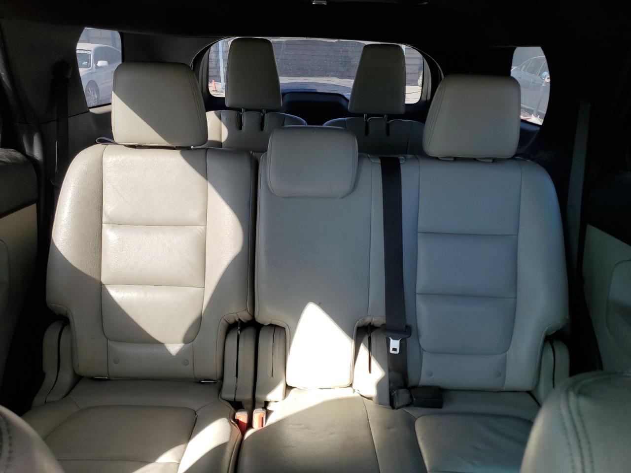 2013 Ford Explorer - Image 10
