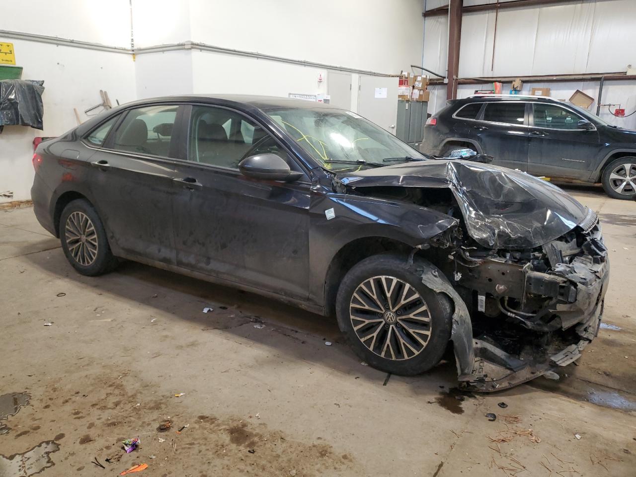 2019 Volkswagen Jetta - Image 4