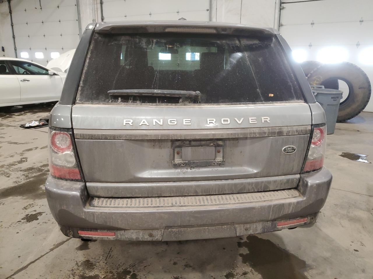 2012 Land Rover Range Rover - Image 6