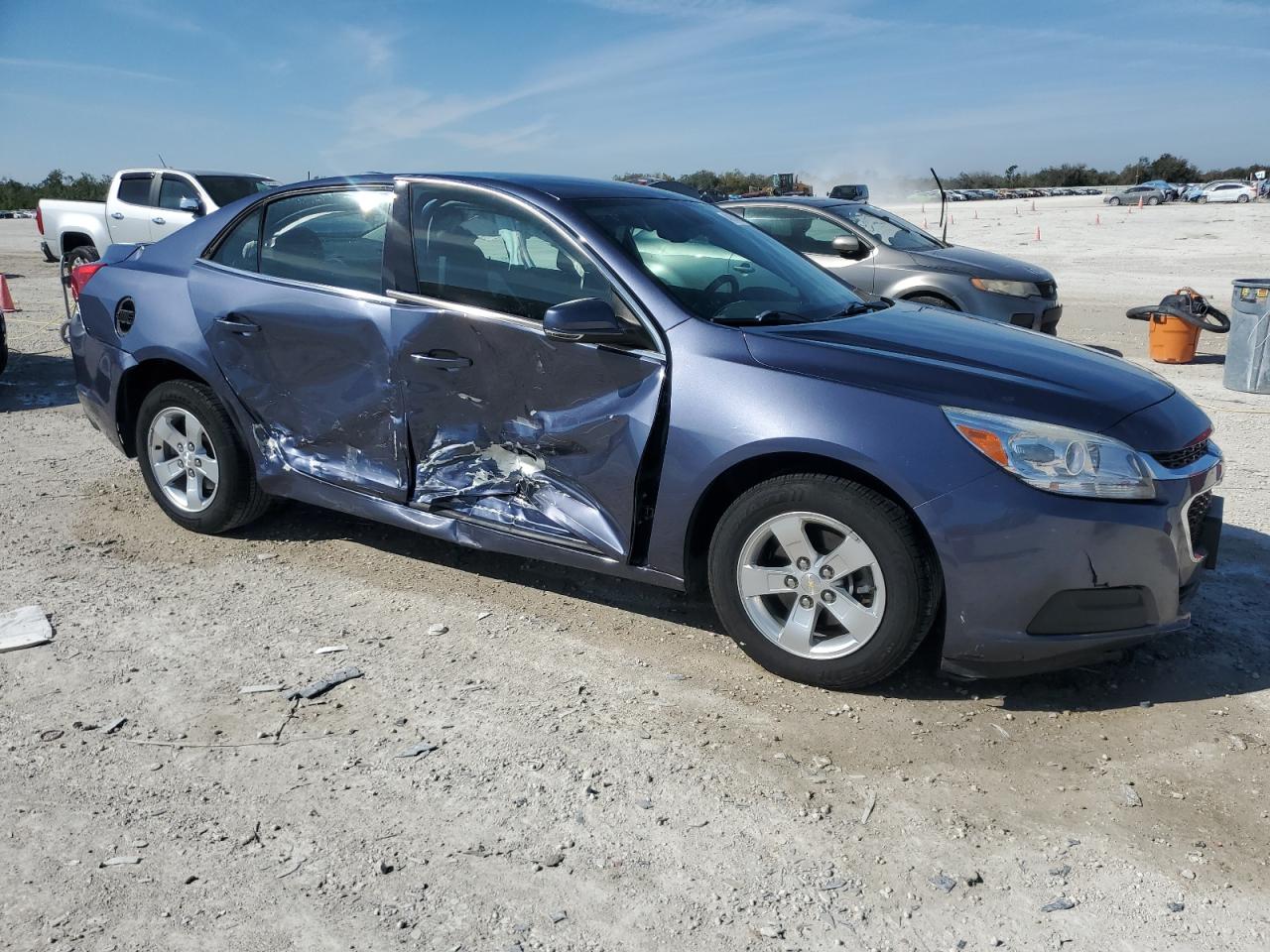 2015 Chevrolet Malibu - Image 4