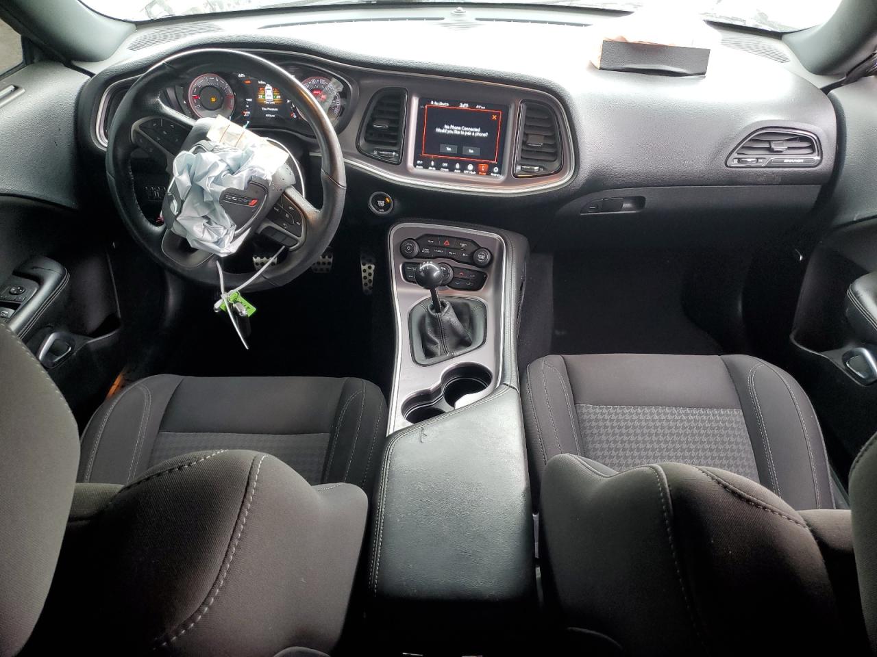 2019 Dodge Challenger - Image 8