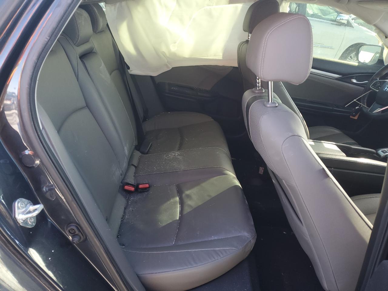 2018 Honda Civic - Image 10