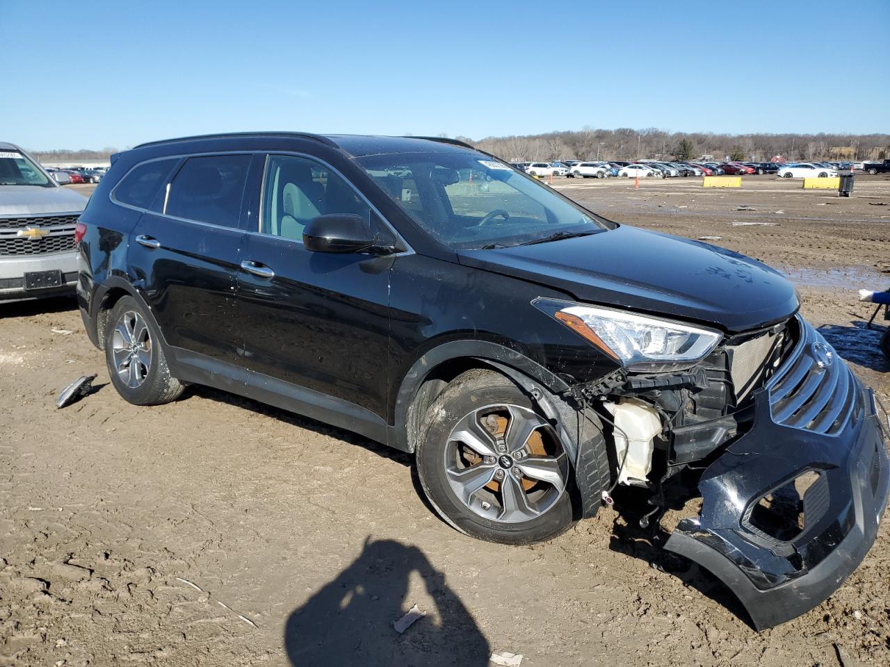 2016 Hyundai Santa Fe - Image 4