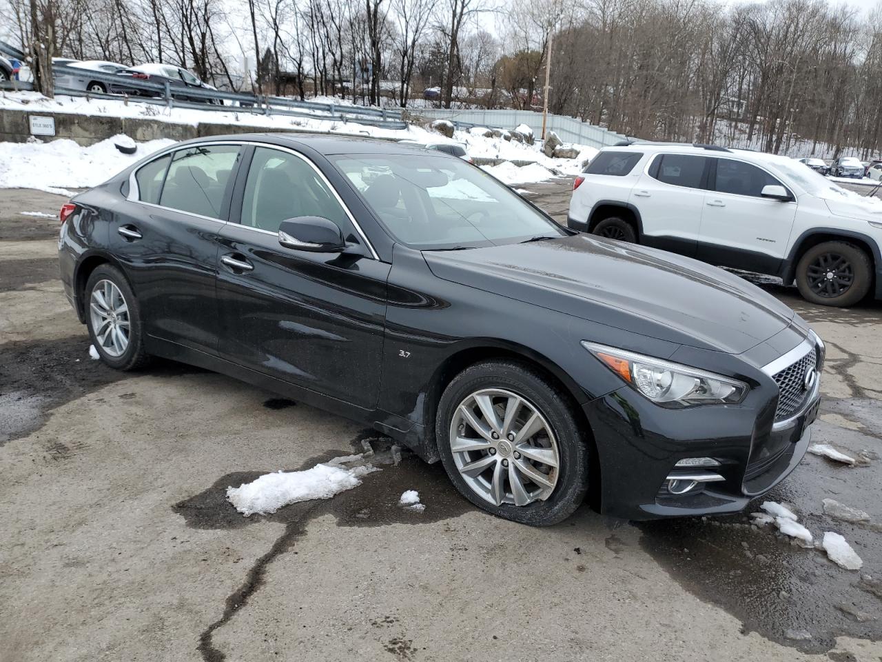 2015 Infiniti Q50 - Image 4