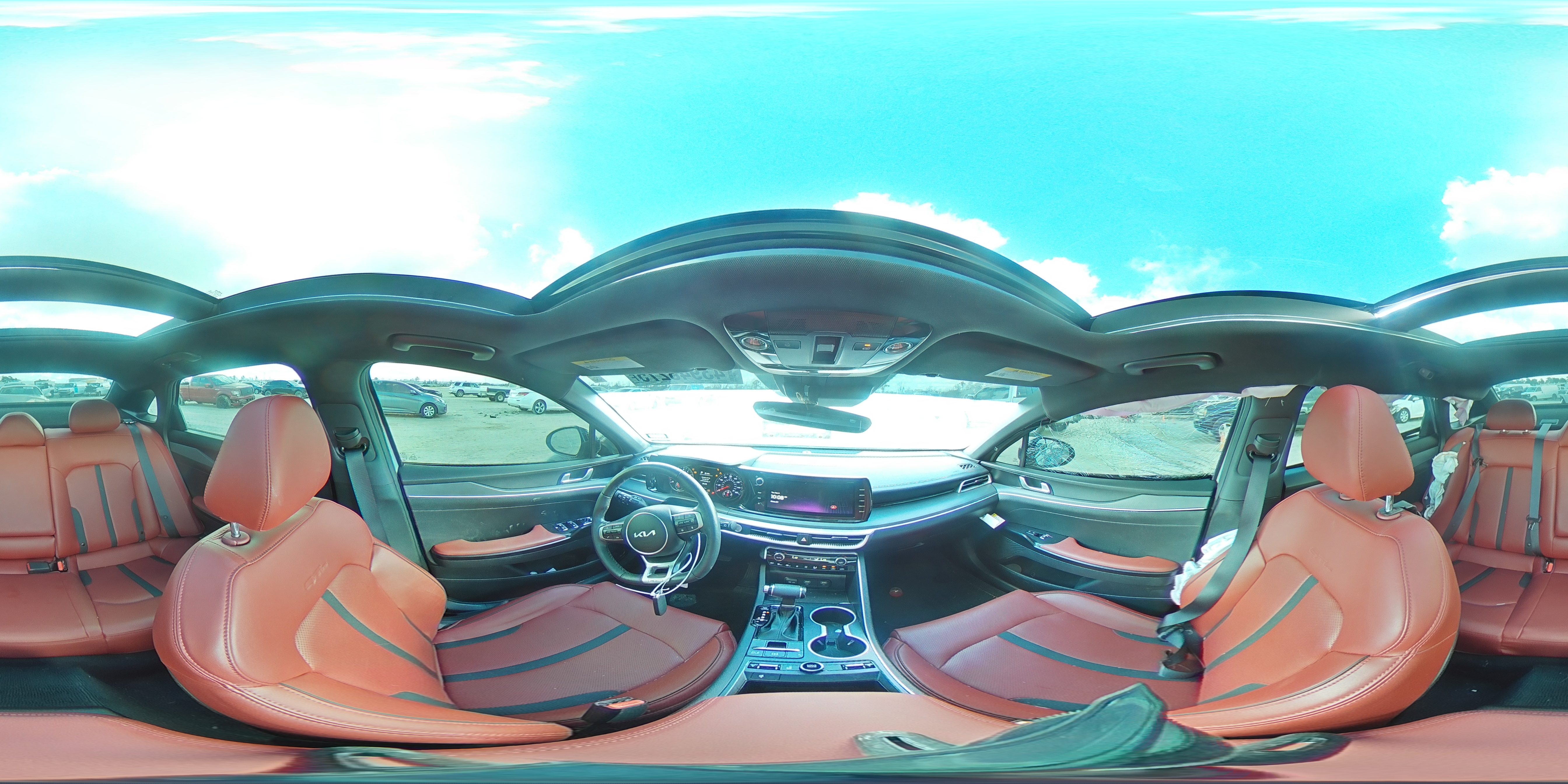 2023 Kia K5 - Image 13