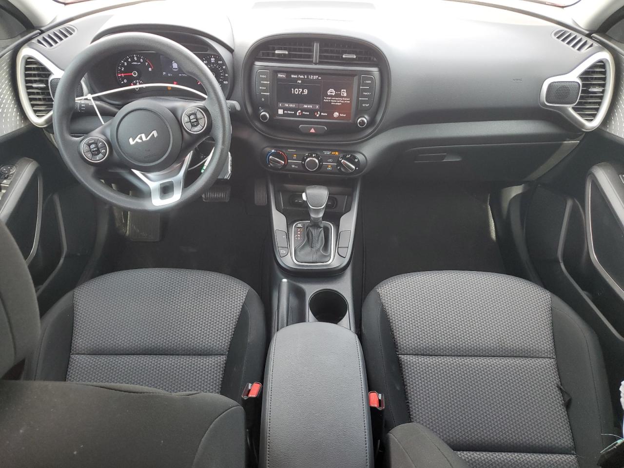 2022 Kia Soul - Image 8