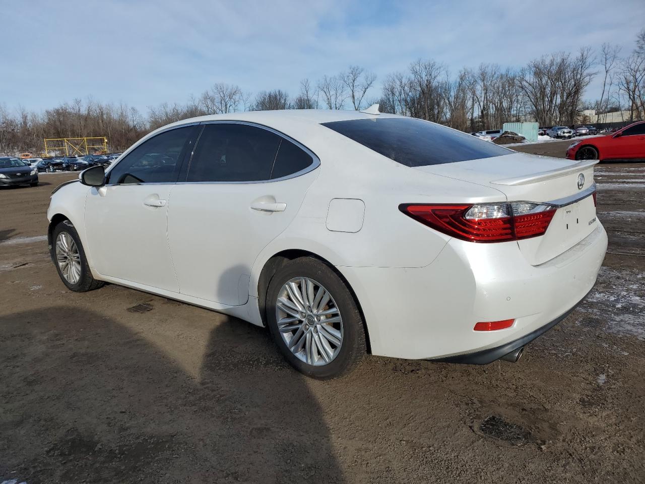 2013 Lexus ES - Image 2